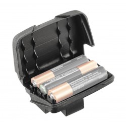 E92300 2 / REACTIK®, REACTIK® + BATTERY PACK Zadný panel pre použitie batérií LR3/AAA PETZL